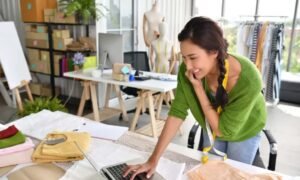 Read more about the article The Creator Economy and Women Turning Passions into Profitable Brands