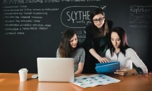 Read more about the article Why Creative Teaching Methods Strengthen Curiosity And Problem Solving