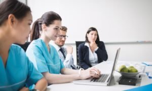 10 Leadership Lessons From Women Physicians In Global Healthcare